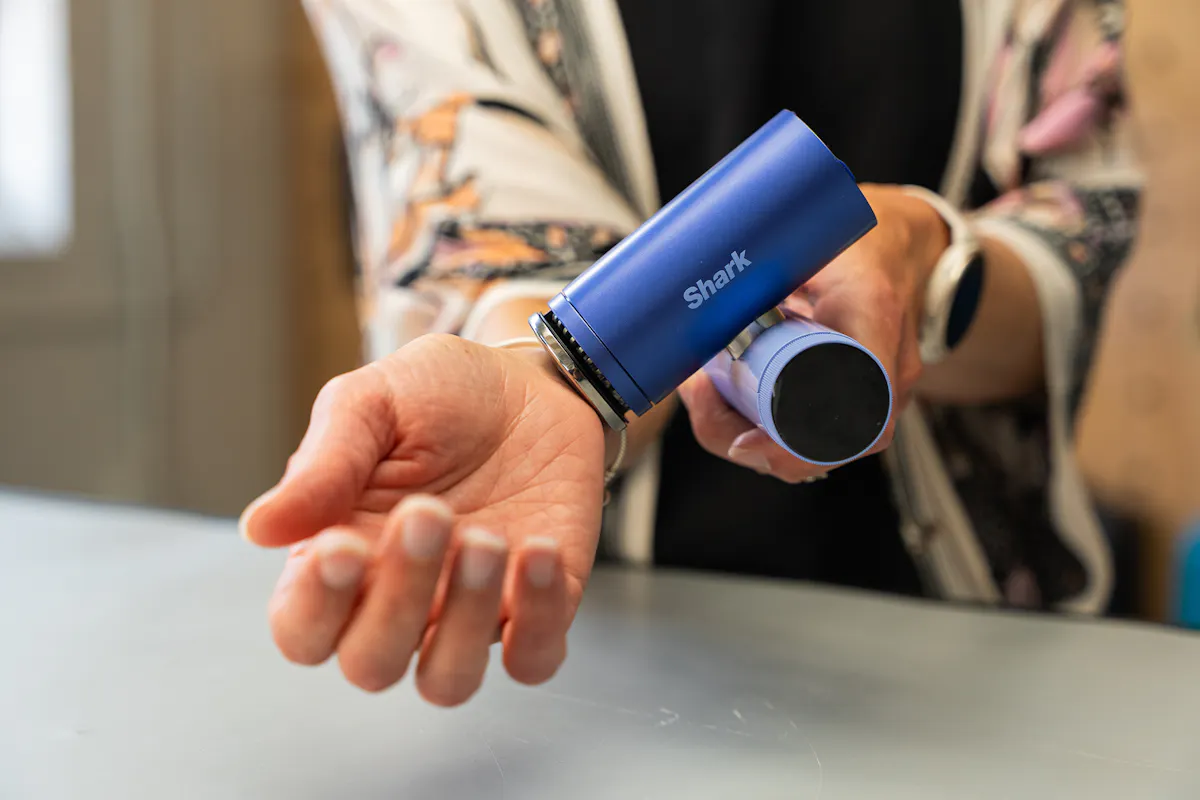 The Best Portable Fan for Hot Weather Travel Cooling Plates