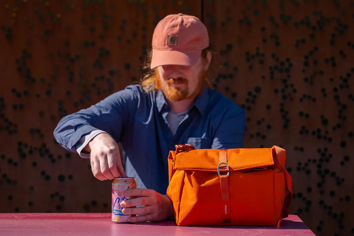 Orbitkey Insulated Lunch Bag In Use 2