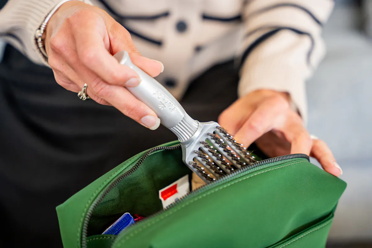 The Best Travel Hair Brush Toiletry Kit