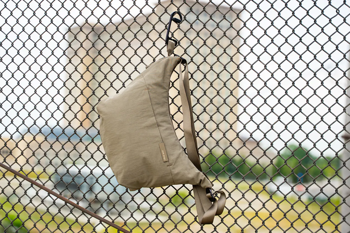 Peak Design City Crescent 6L Hanging