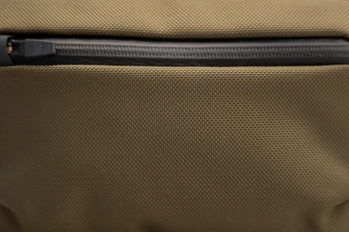 Aer Travel Kit 3 Material 2